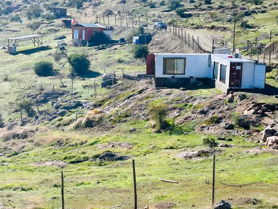 Hermosa Parcela Con Casa De Container En Coinco