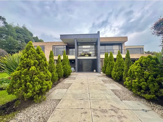 Se Vende Espectacular Casa En Guaymaral