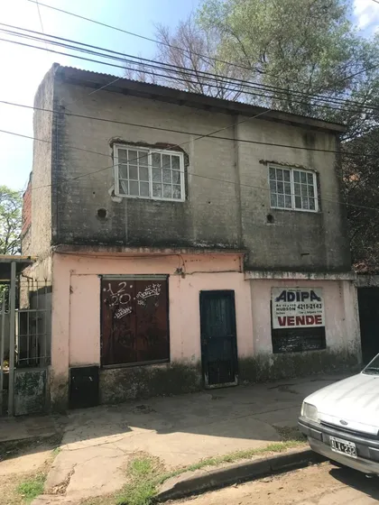 En Venta. Casa A Reciclar. Apta Crédito 