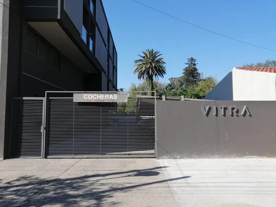 Cochera Venta  Las Rosas Complejo Vitra