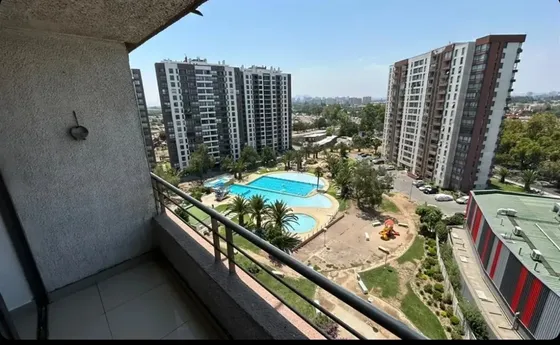 Departamento En Venta De 4 Dorm. En Pudahuel
