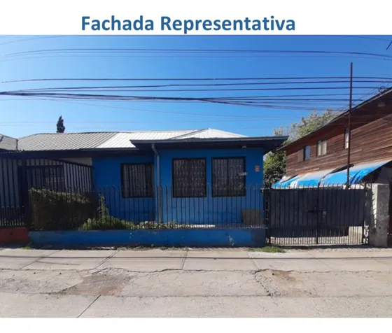 Amplia E Iluminada Casa En Pasaje Cerrado Y Residencial. 