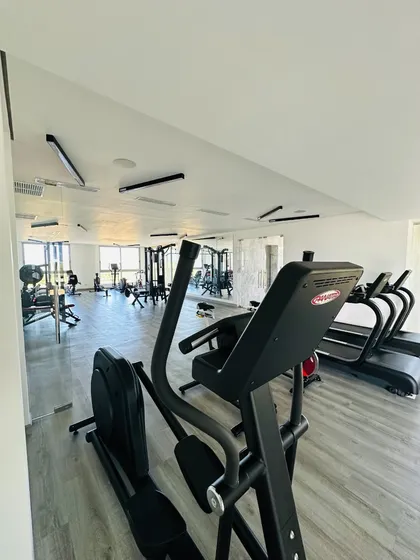 En Renta, Lujoso Apartamento En Cap Cana Con Vista A Playa Juanillo