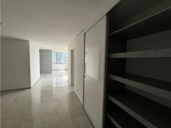 Venta De Apartamento 245mtr2, Norte De Cali, Versalles 004