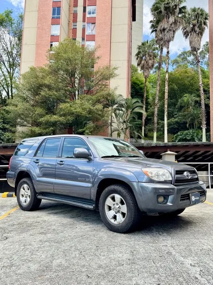 Toyota 4runner 4.0 Limited