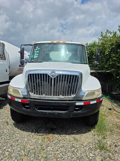 Camión Cisterna De Glp International 4200 Año 2002 En Venta