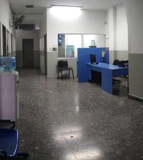 Amplia Oficina En Pleno Centro De Moron.