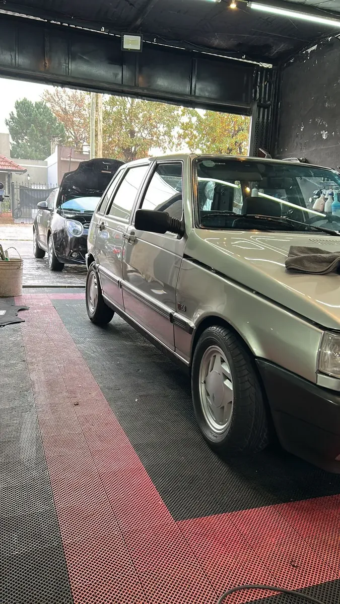 Fiat Uno 1.6 Scr5428642977736396814