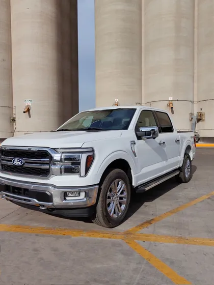 Ford Lobo Lariat