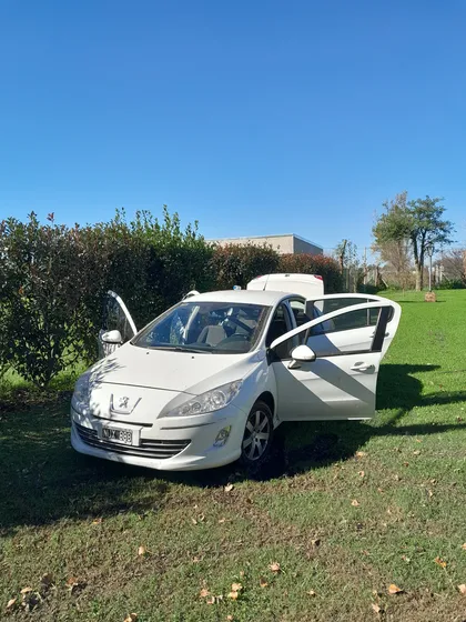 Peugeot 408 2.0 Allure 143cv