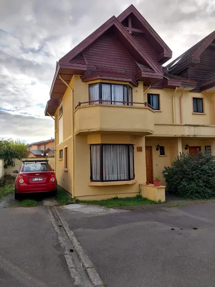Venta Casa En Lomas De San Sebastián