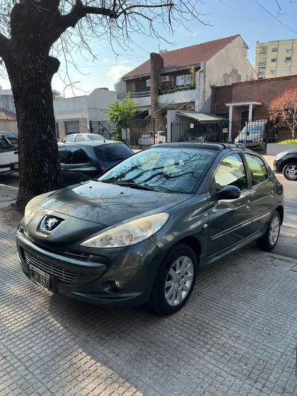 Peugeot 207 Compact 1.6 Xt