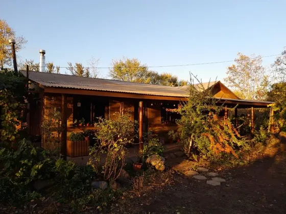 Casa En Venta De 3 Dorm. En Ñiquén