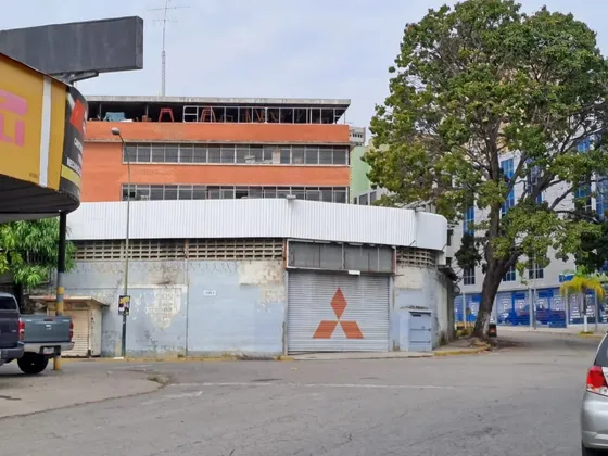 Se Alquila Excelente Galpon Industrial En La Urbina 1.000 Metros Ih6