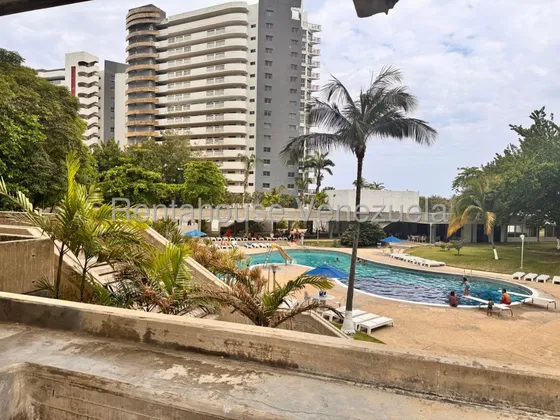 Espectacular Apartamento Con Salida A La Playa En Venta Mls 25-21064 Camuri Grande