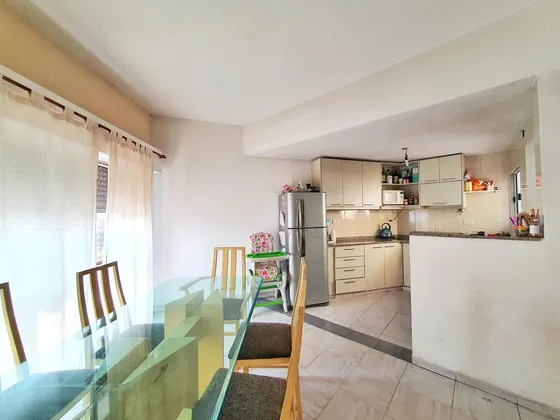 Venta Departamento 3 Amb 78 M2 Valentin Alsina