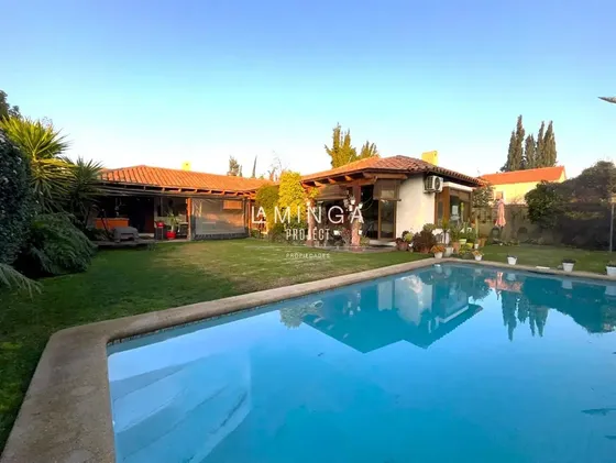 Casa Chilena 1 Piso En Venta 4 Dorm. En Piedra Roja Colina