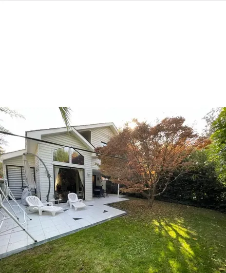 Casa Remodelada  En Condominio 4 D , 3b, 2bx, Servicio