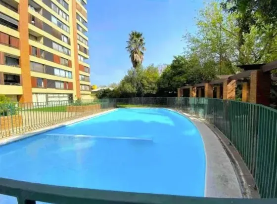 Departamento 2d, Vista Despejada Oriente, Metro Chile España
