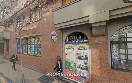 Oficina En Venta Metro Santa Lucia Con 4 Estacionamientos