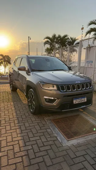 Jeep Compass 2.0 Limited High Tech Flex Aut. 5p