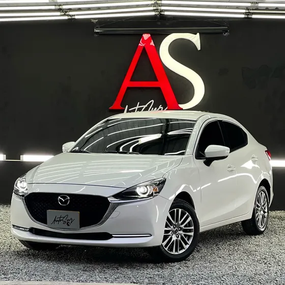 Mazda 2 1.5 Grand Touring Lx Sedan