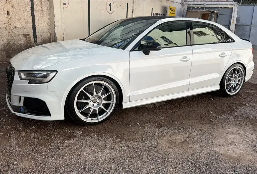 Audi RS3 2.5 TFSI Sedan 400 HP