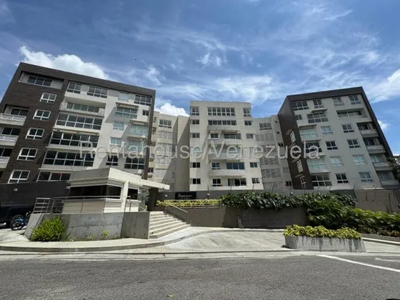 Agp Apartamento En Obra Gris En Venta En Las Mercedes, Con Excelente Vista 25-24489 Ys 
