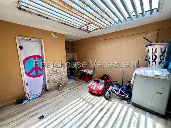 Venta Townhouse Listo Para Mudarse Con Ampliación Y Cocina Moderna Tipo Italiana Terrazas De La Ensenada Lara Mehilyn Perez