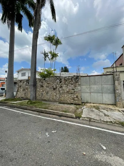Mh Casa Comercial En Alquiler La Vina Calle Transitada 480 Mts2