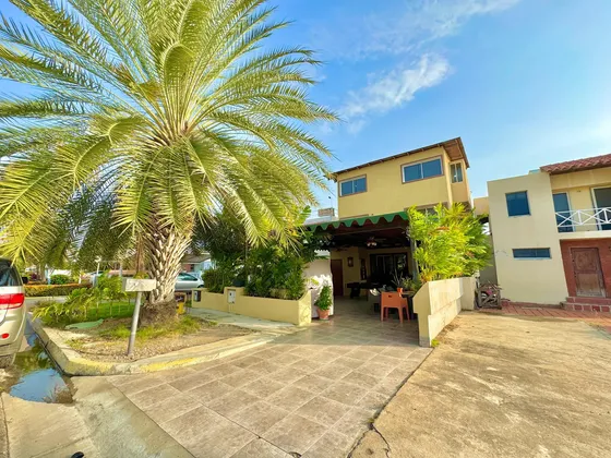 Home 24 Pelicano Br, Ofrece En Venta Hermosa Casa, En El Conjunto Residencial Casas Bote A