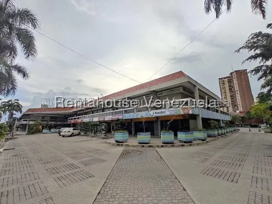 Local Comercial En Venta Ubicado En Urb. El Centro Maracay, Fvina 25-22199