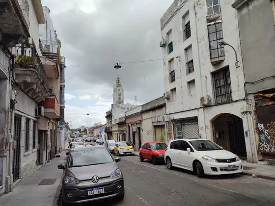 Apartamento Ciudad Vieja 2 Dormitorios Venta Montevideo O Permuta Costa De Oro   