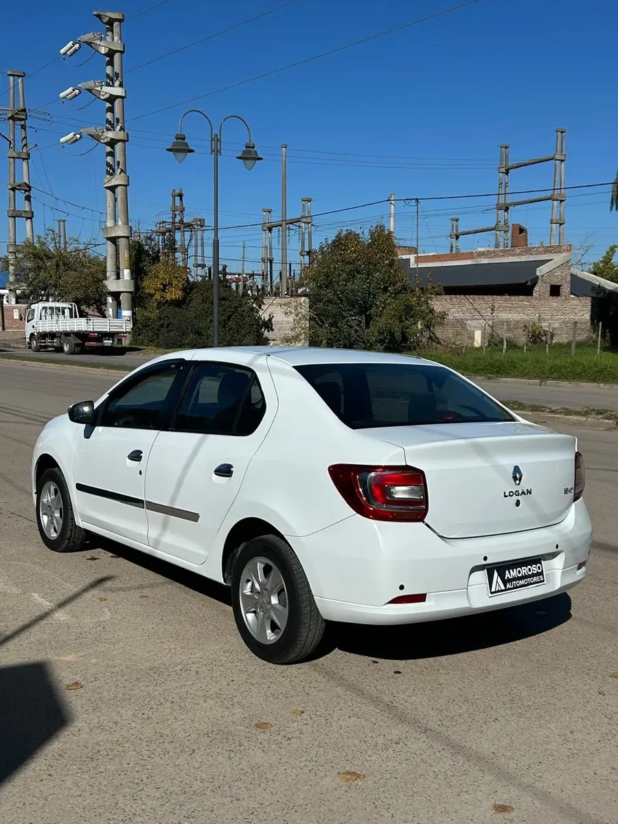 Renault Logan 1.6 Privilege 105cv565885098494545922