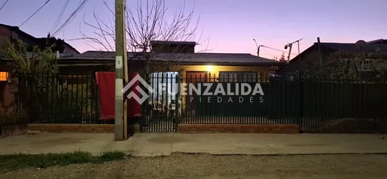 Casa En Venta 4 Dormitorios 2 Baños 