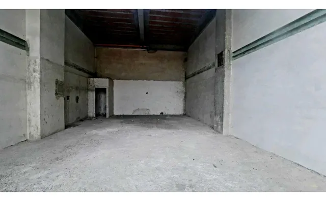Se Alquila Local De 100 M2 A Pie De Calle En Los Dos Caminos