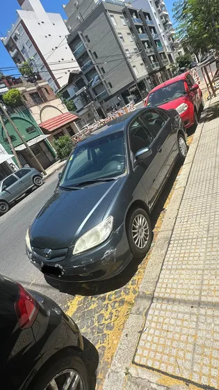 Honda Civic 1.7 Ex