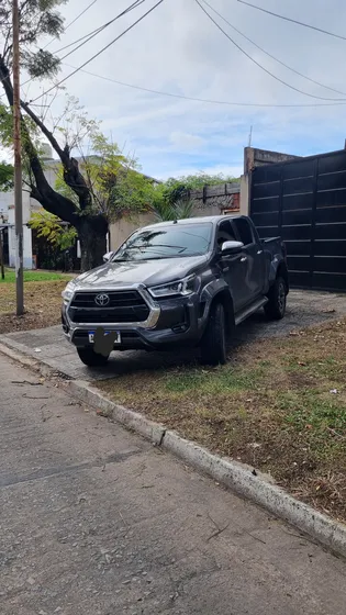Toyota Hilux Pick-up 2.8 Cd Srx 204cv 4x4 At
