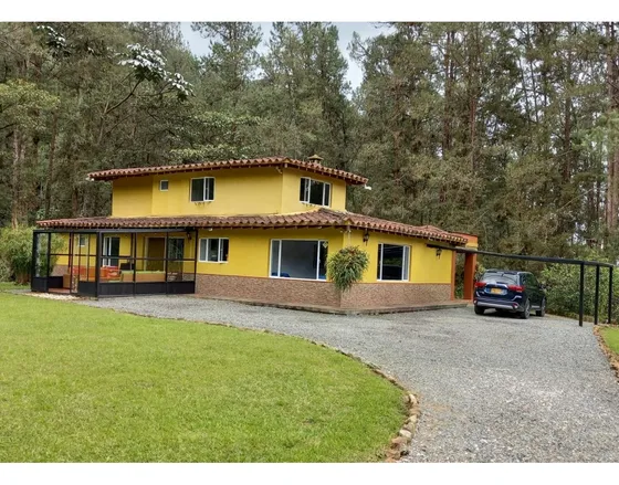 Casa En Venta Amoblada En El Retiro Fizebad
