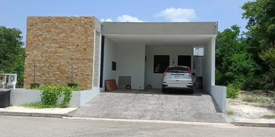 Casa De Una Planta En Venta En Privada Con Amenidades