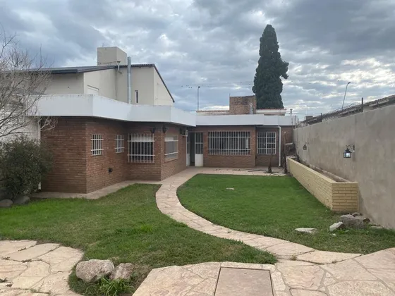 Casa/ Terreno Em Recta Martinolli 