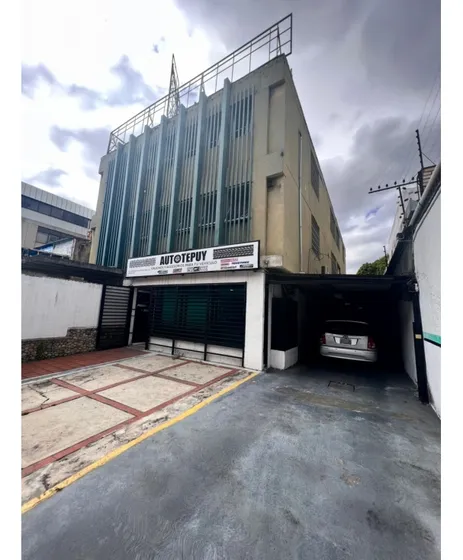 Se Vende Edificio 954m² 3b Los Ruices 