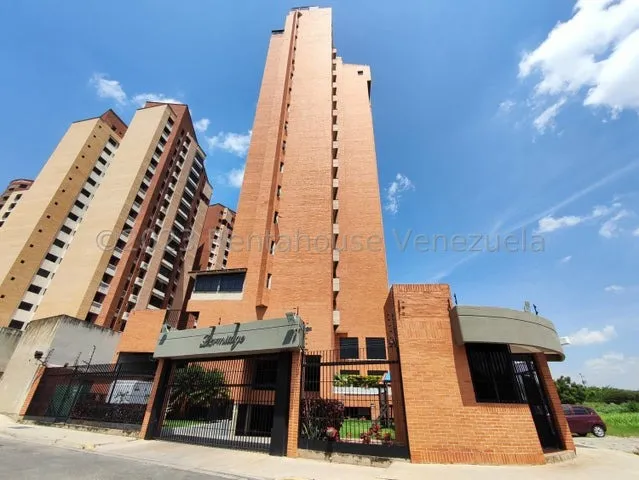 Apartamentos En Venta En El Triangulo Del Este En Barquisimeto Cod.23-13714 Nd