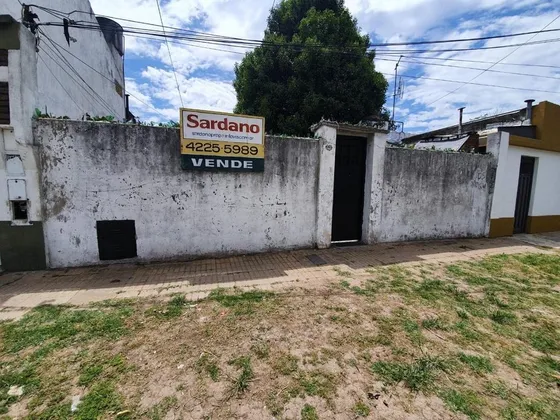 Casa En Venta - Remedios De Escalada.
