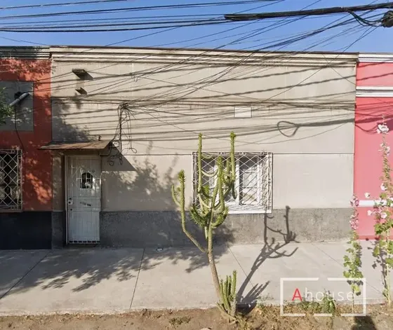 Amplia Casa Con Gran Terreno
