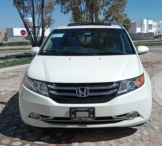 Honda Odyssey 3.5 Touring V6/ At