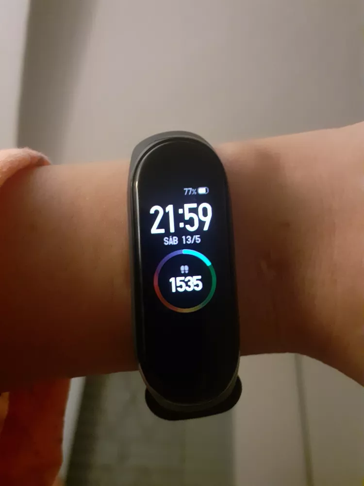 Relógio Inteligente Xiaomi Mi Smartband 4 0.95 Xmsh07hm Black Pulseira  Black De Elastômero Termoplástico E Liga De Alumínio em Promoção na  Americanas