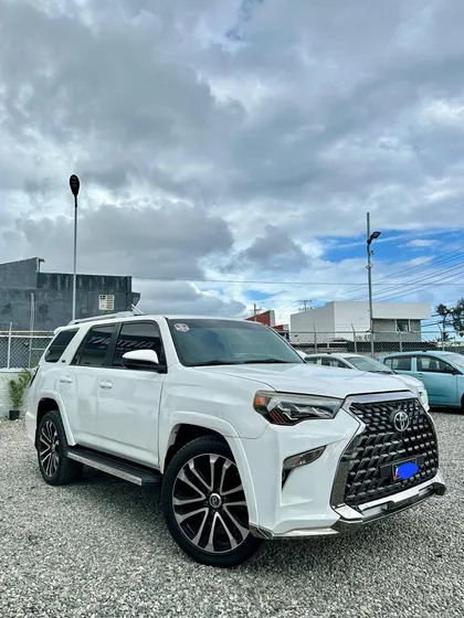 Toyota 4runner Sr5 2016
