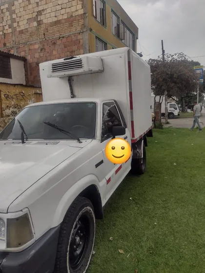 Mazda B2200 2.2 B2200 4x2