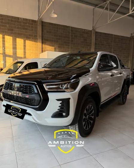 Toyota Hilux Pick-up 2.8 Cd Gr-sport 224cv 4x4 At